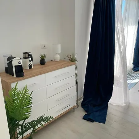 Sapphire Penthouse Apartment *