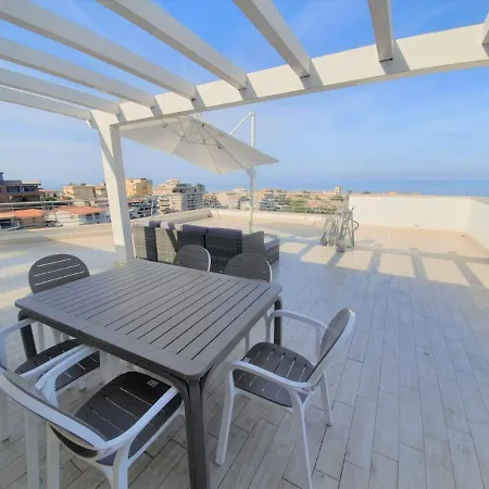 Lägenhet Sapphire Penthouse Tropea