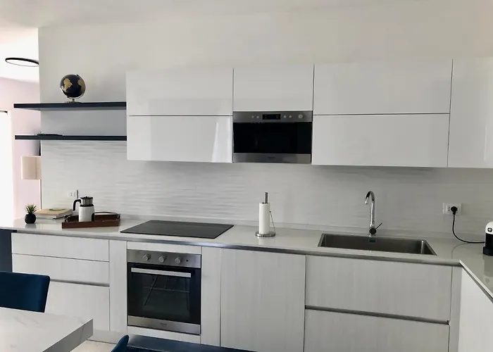 Sapphire Penthouse *