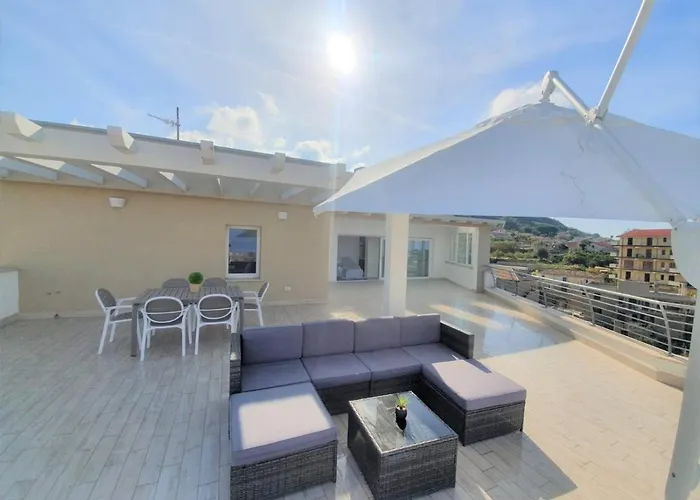 Sapphire Penthouse Tropea