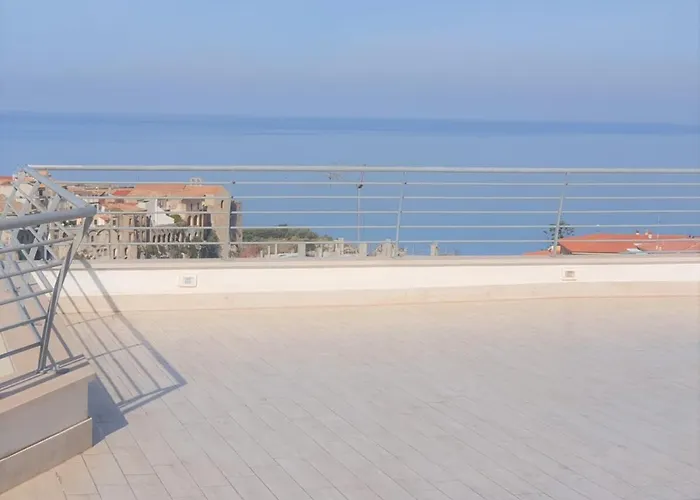 Sapphire Penthouse * Tropea