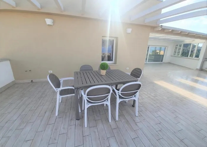 Sapphire Penthouse Apartmán Tropea